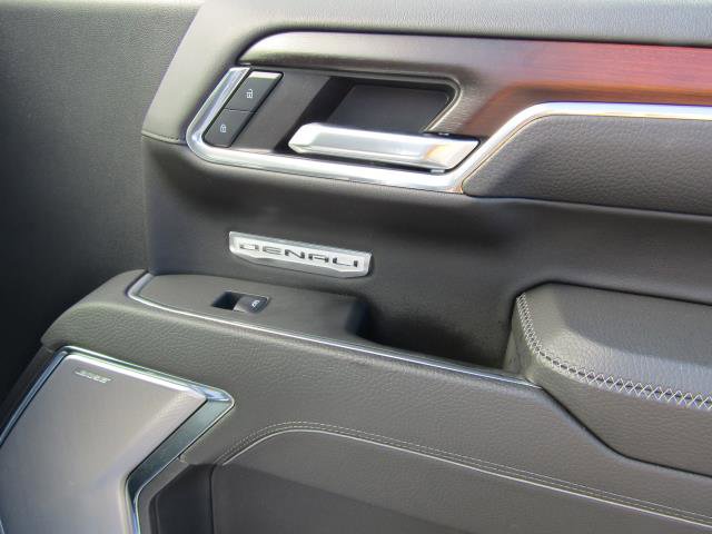 Used 2024 GMC Sierra 1500 Denali w/ Denali Reserve Package image 19