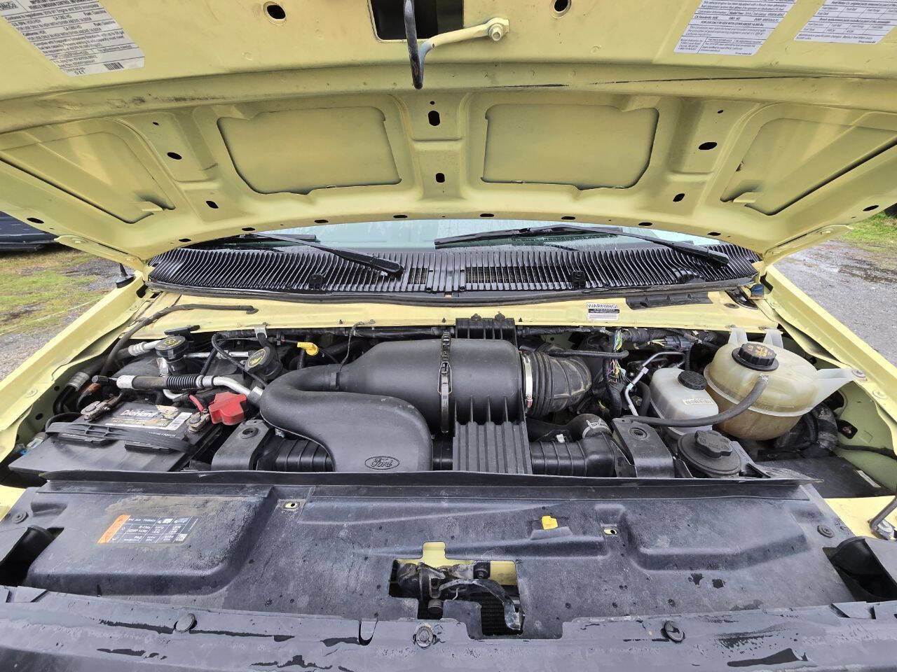 Used 2019 Ford E-450 and Econoline 450 Super Duty w/ Power Windows & Locks Group image 30