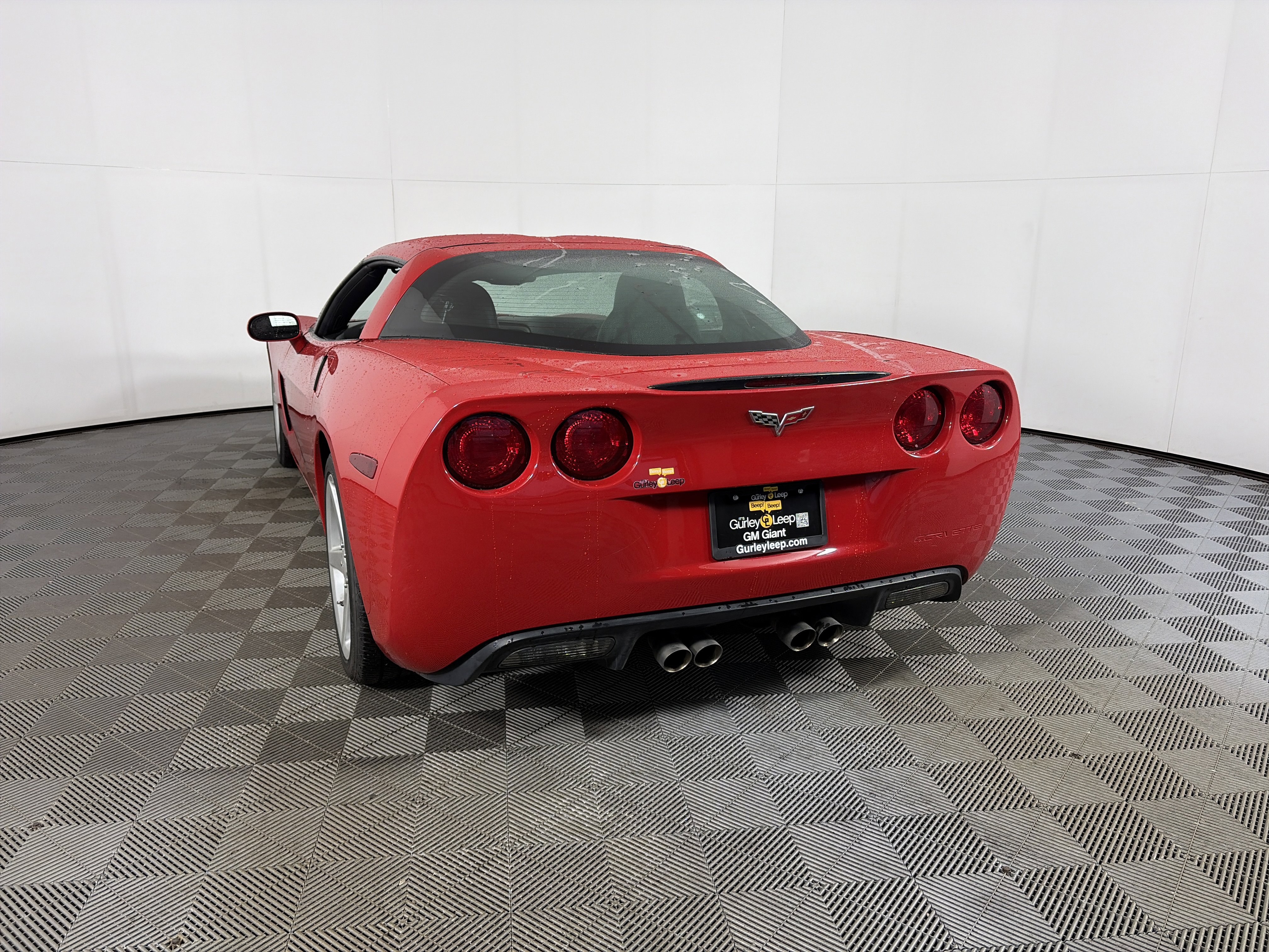 Used 2007 Chevrolet Corvette Coupe w/ Preferred Equipment Group image 4