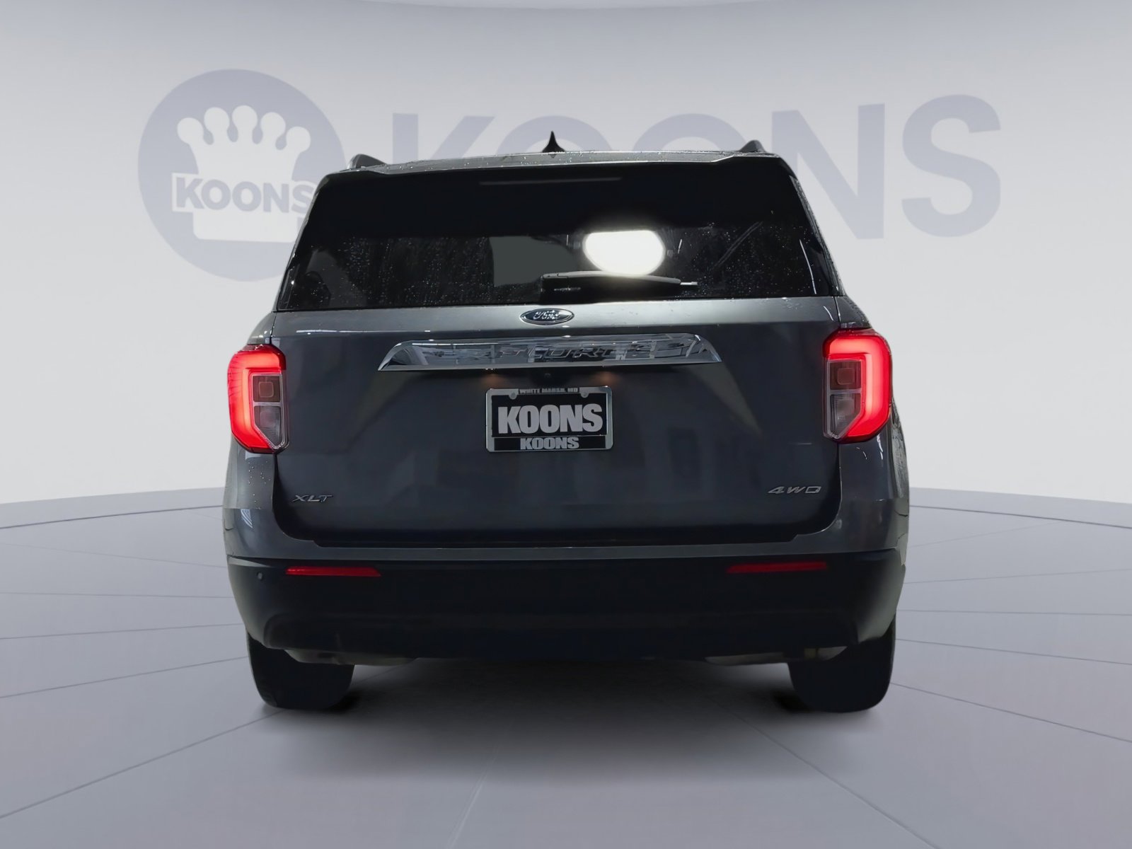 Used 2021 Ford Explorer XLT image 12