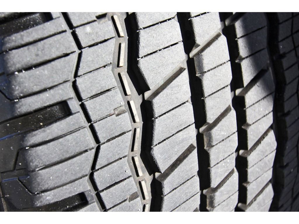 Used 2023 Ford Expedition Max Limited image 32