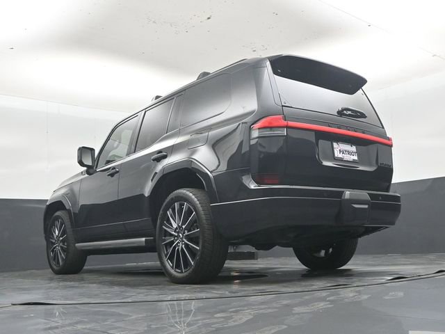 Used 2024 Lexus GX 550 w/ Accessory Package (Z1) image 43
