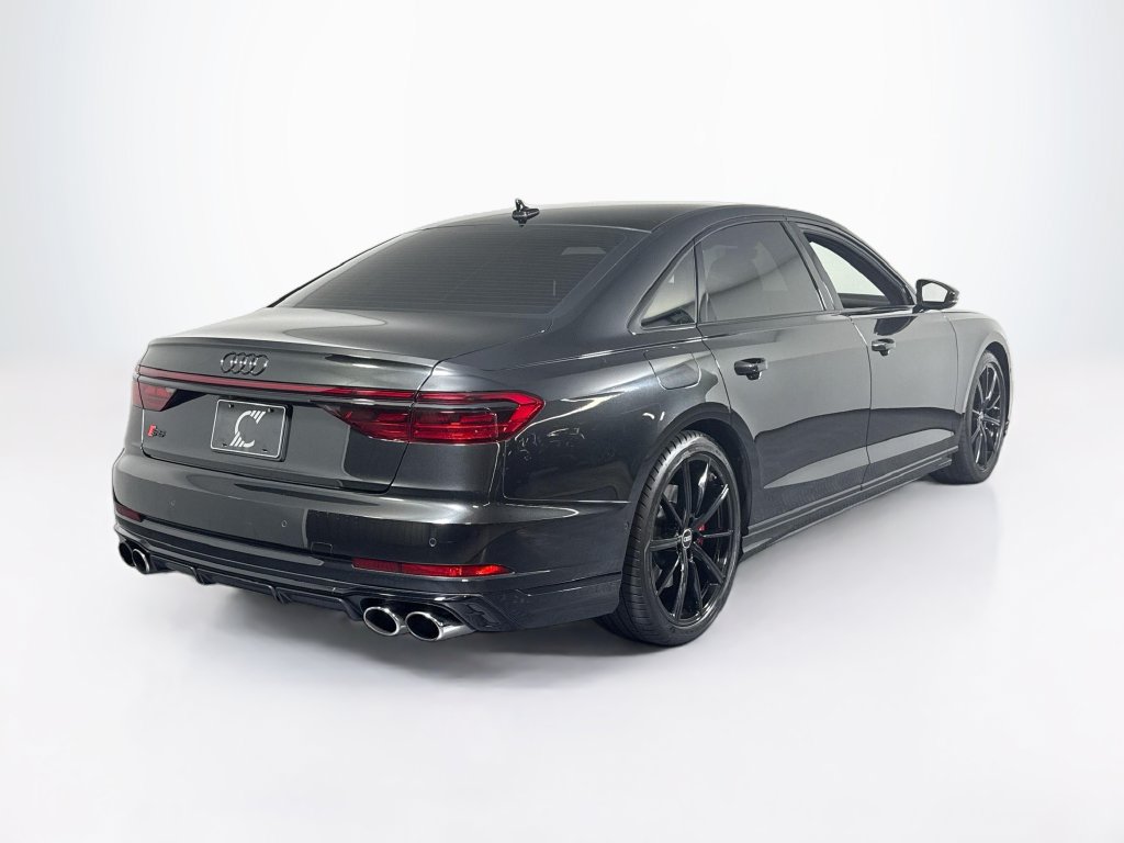 Used 2023 Audi S8 AWD/4WD image 5
