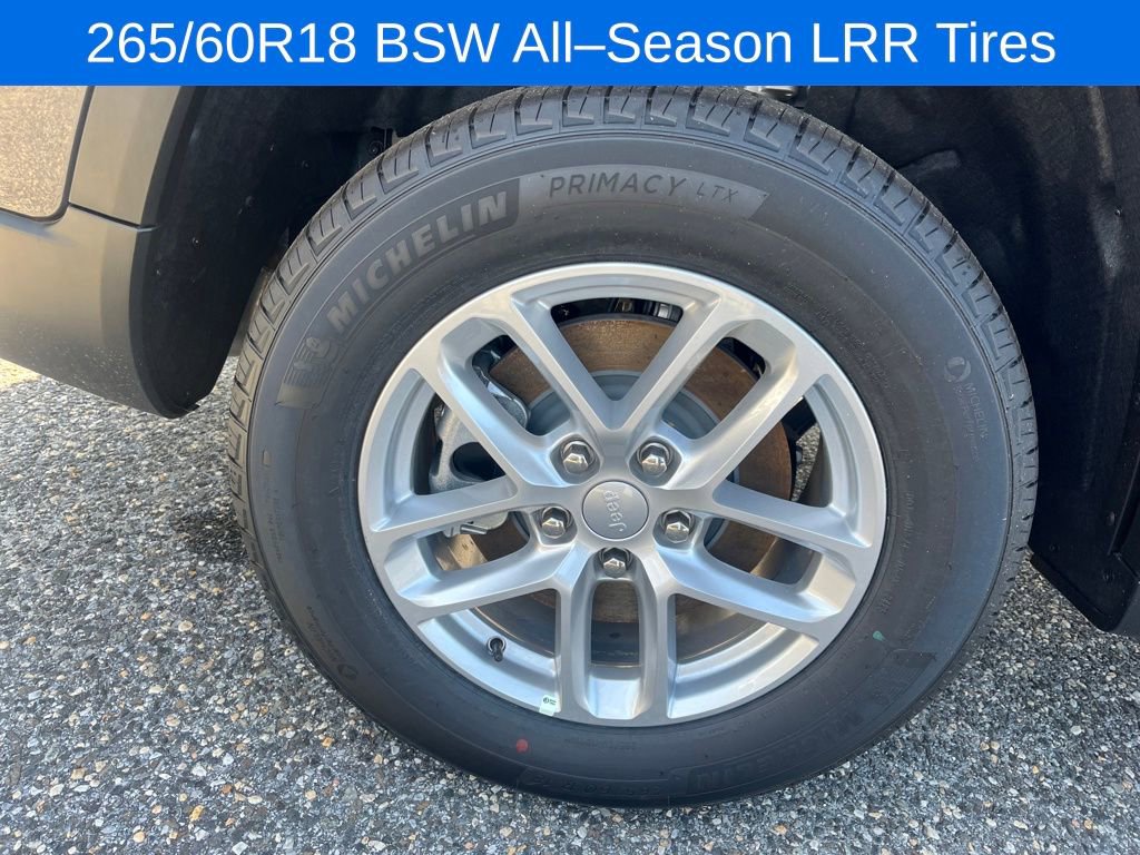 New 2025 Jeep Grand Cherokee L Laredo w/ Luxury Tech Group I image 24