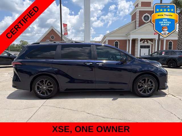 Certified 2025 Toyota Sienna XSE FWD image 4