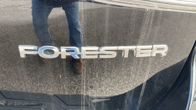 Used 2021 Subaru Forester Premium image 13