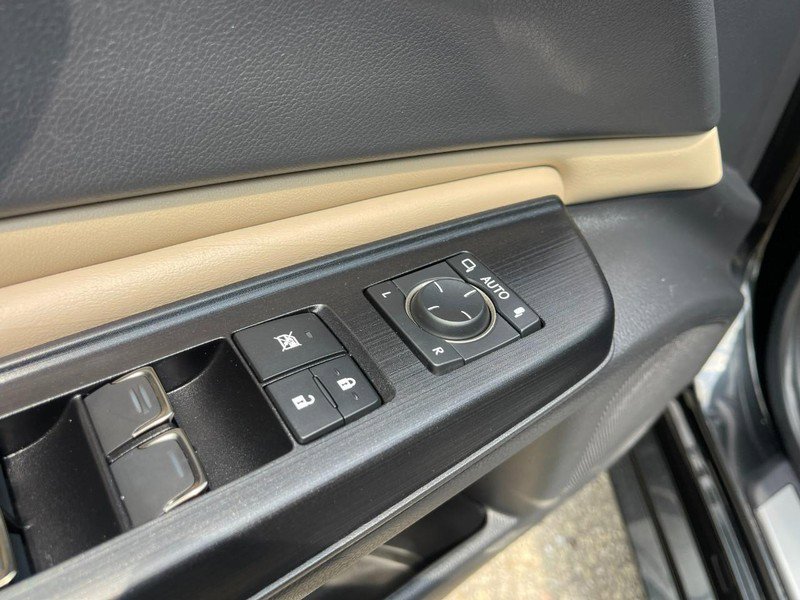 Used 2021 Lexus ES 350 ES 350 Luxury FWD w/ Accessory Package 2 image 26