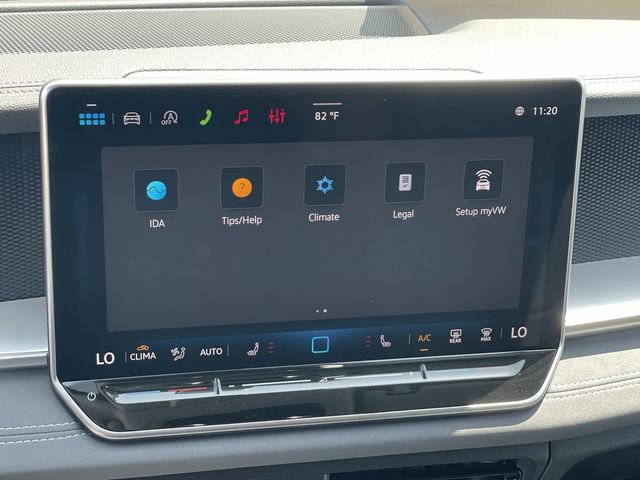 New 2026 Volkswagen Tiguan SE FWD image 12
