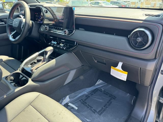New 2026 Chevrolet Colorado Z71 w/ Midnight Edition AWD/4WD image 6