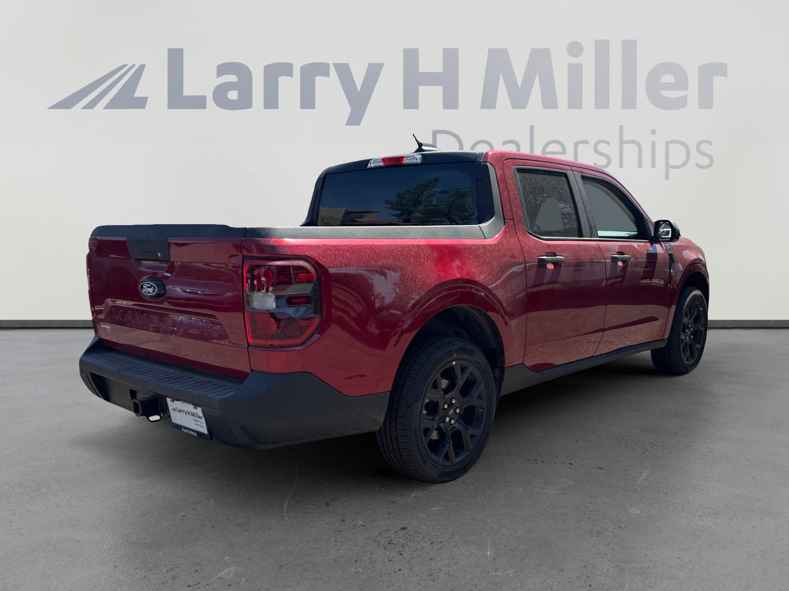 New 2025 Ford Maverick XLT w/ Black Appearance Package AWD/4WD image 5