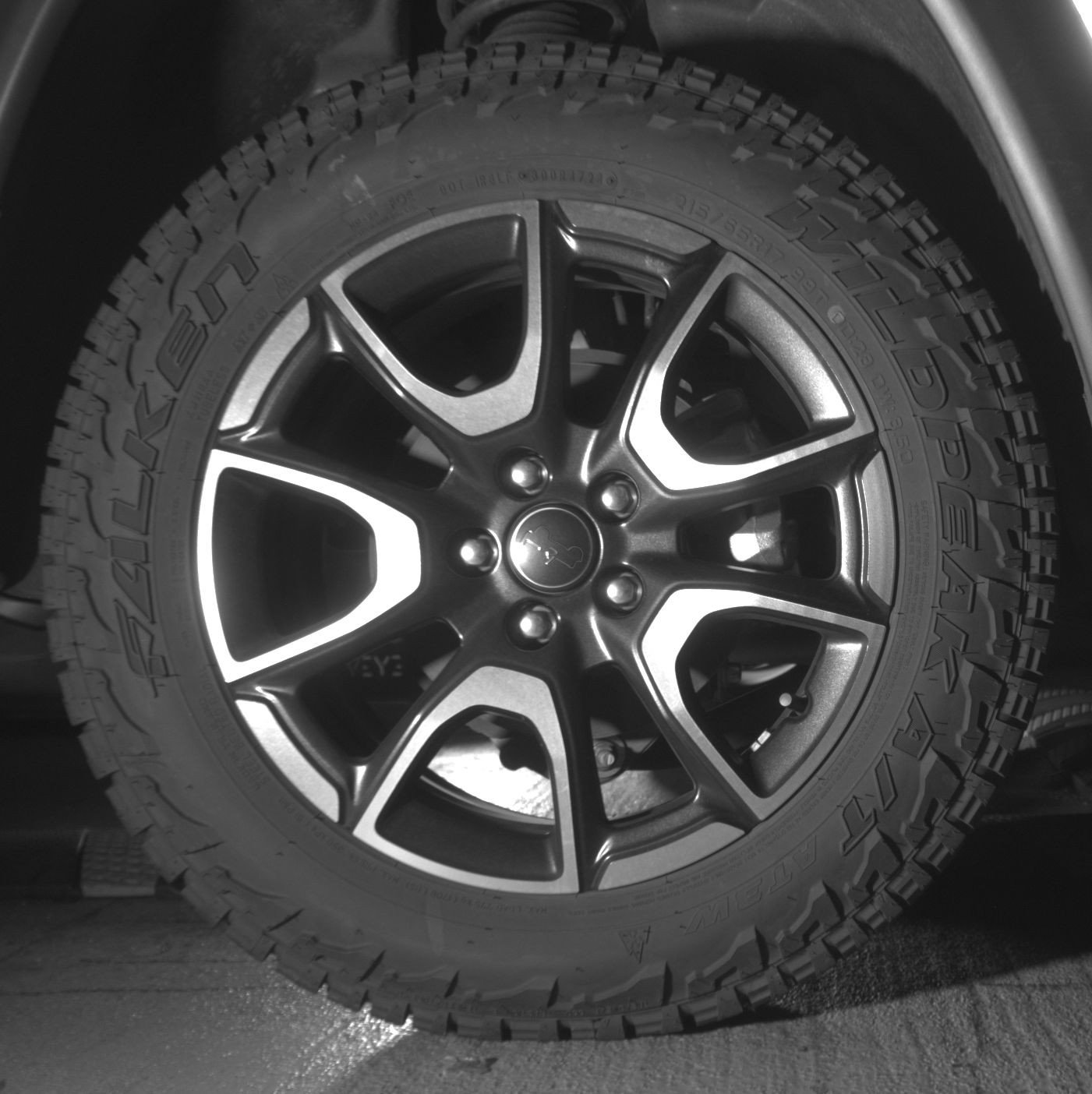 Used 2025 Jeep Compass Trailhawk AWD/4WD image 15