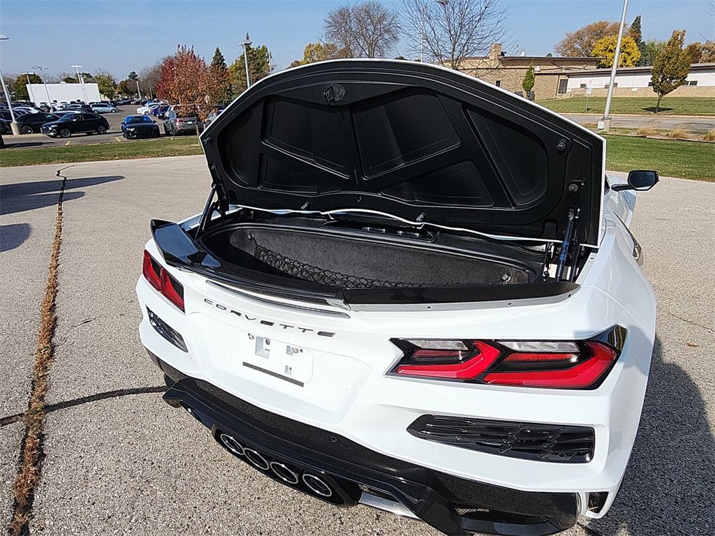 Used 2024 Chevrolet Corvette Z06 image 24