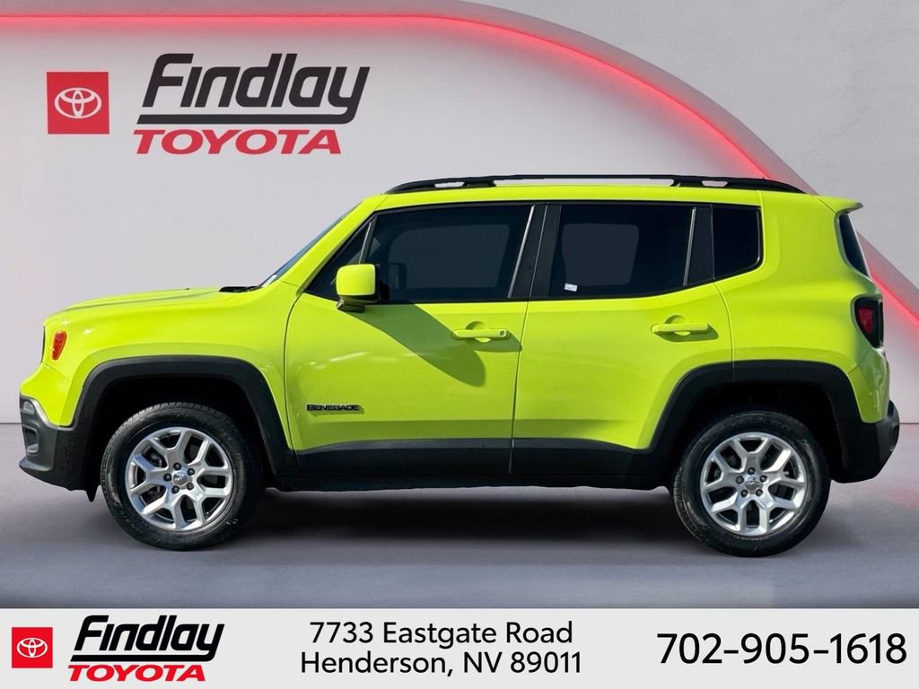 Used 2018 Jeep Renegade Latitude AWD/4WD image 10