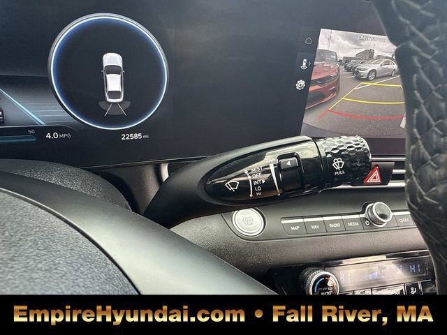 Used 2023 Hyundai Elantra Limited w/ Cargo Package image 30
