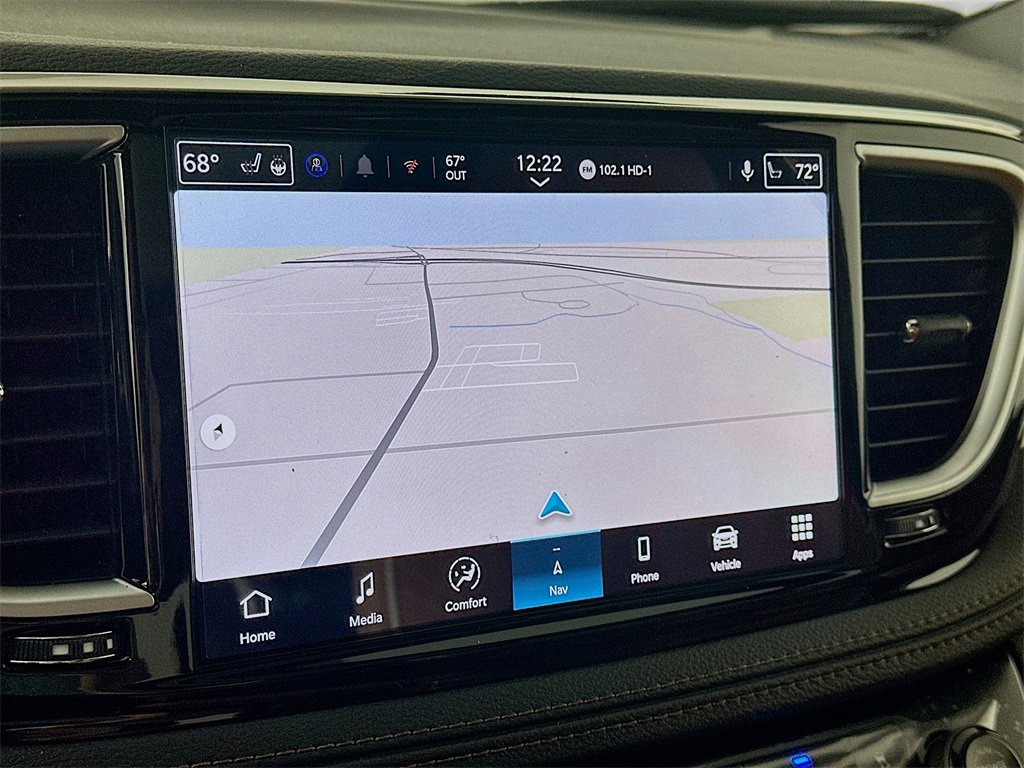 New 2026 Chrysler Pacifica Pinnacle image 15