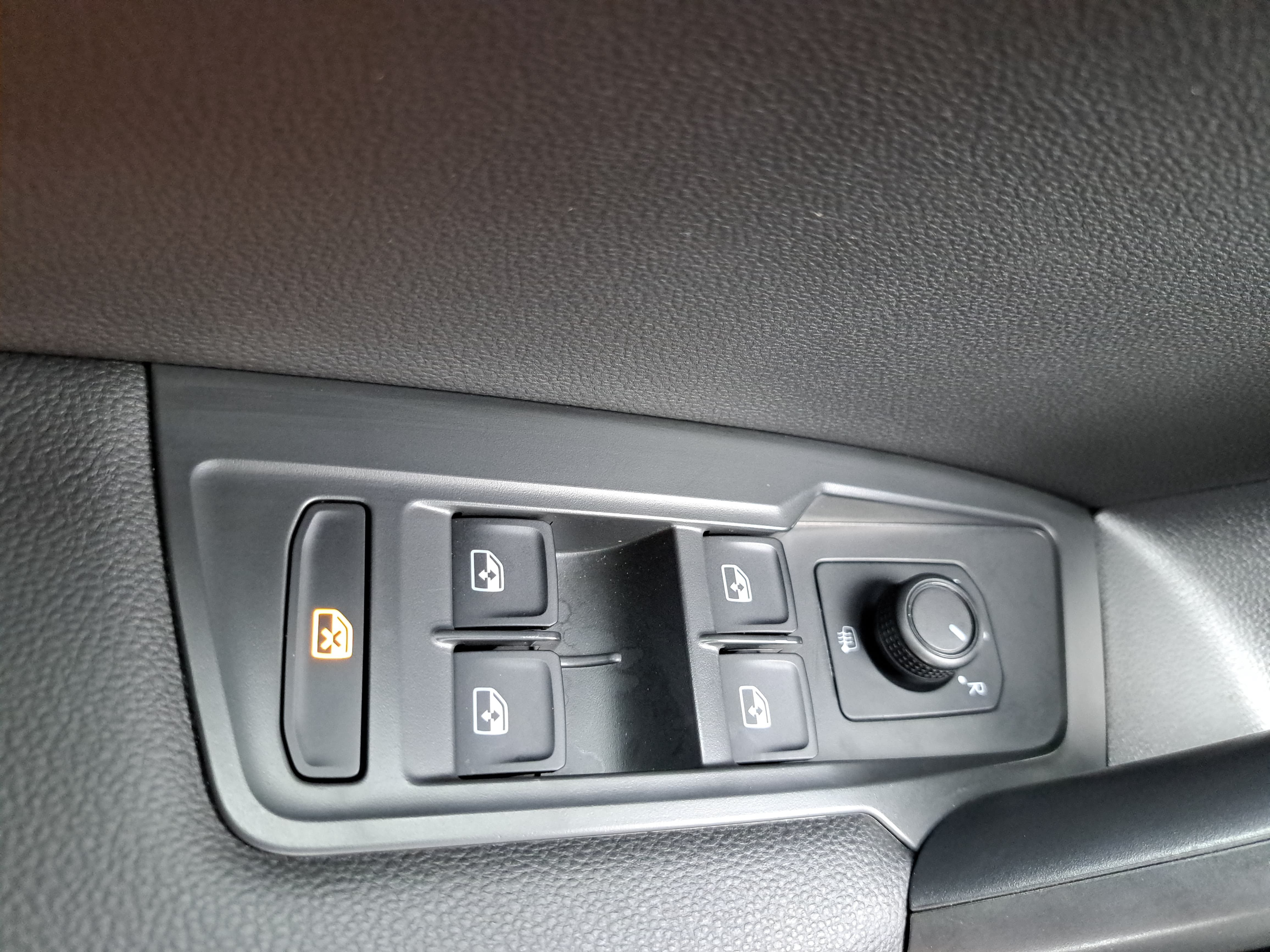 Used 2023 Volkswagen Tiguan S w/ Driver Assistance Package AWD/4WD image 54