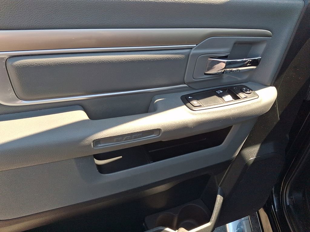 Used 2013 RAM 1500 Express AWD/4WD image 12