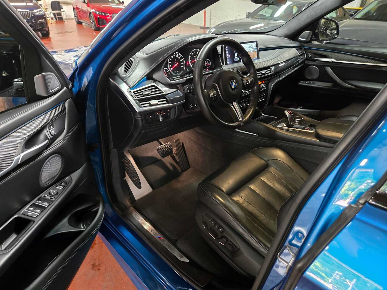 Used 2018 BMW X6 M AWD/4WD image 19
