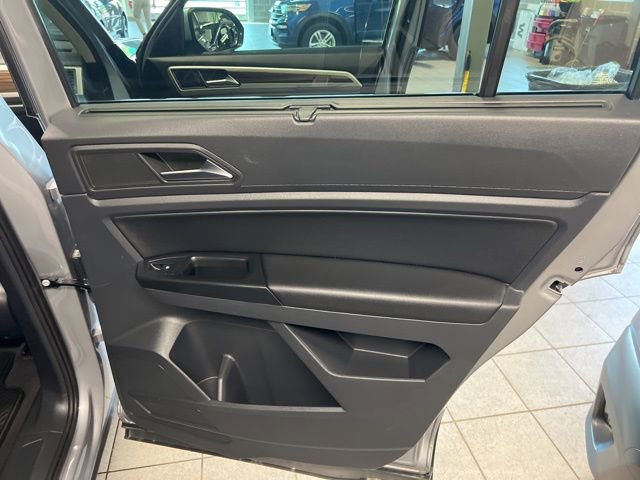 Used 2021 Volkswagen Atlas SE image 15