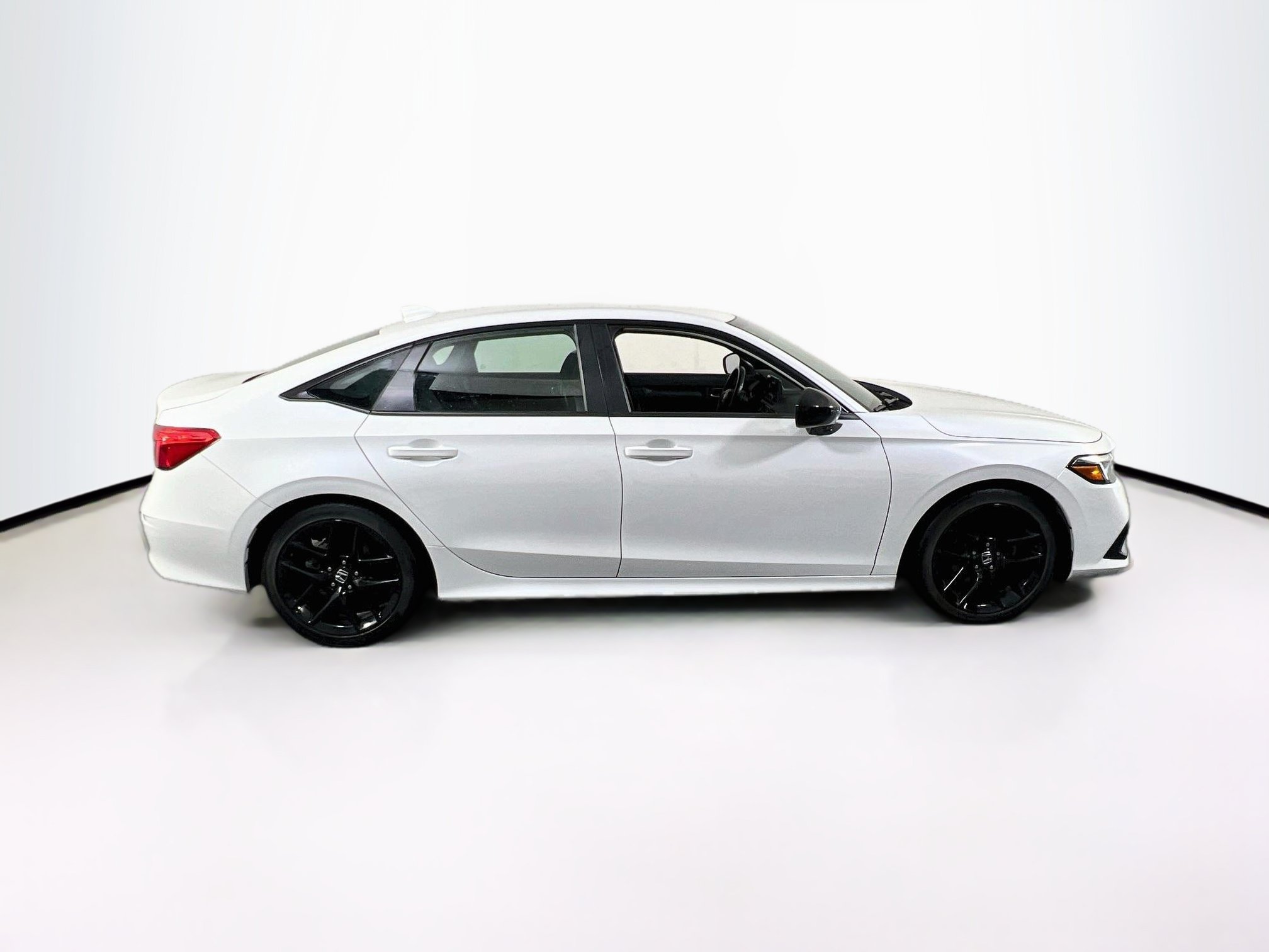 Used 2022 Honda Civic Sport image 4