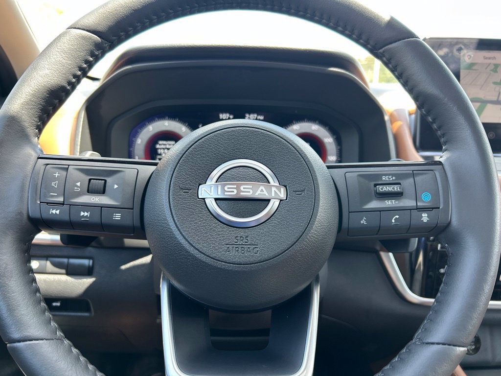 Certified 2024 Nissan Rogue Platinum FWD image 25