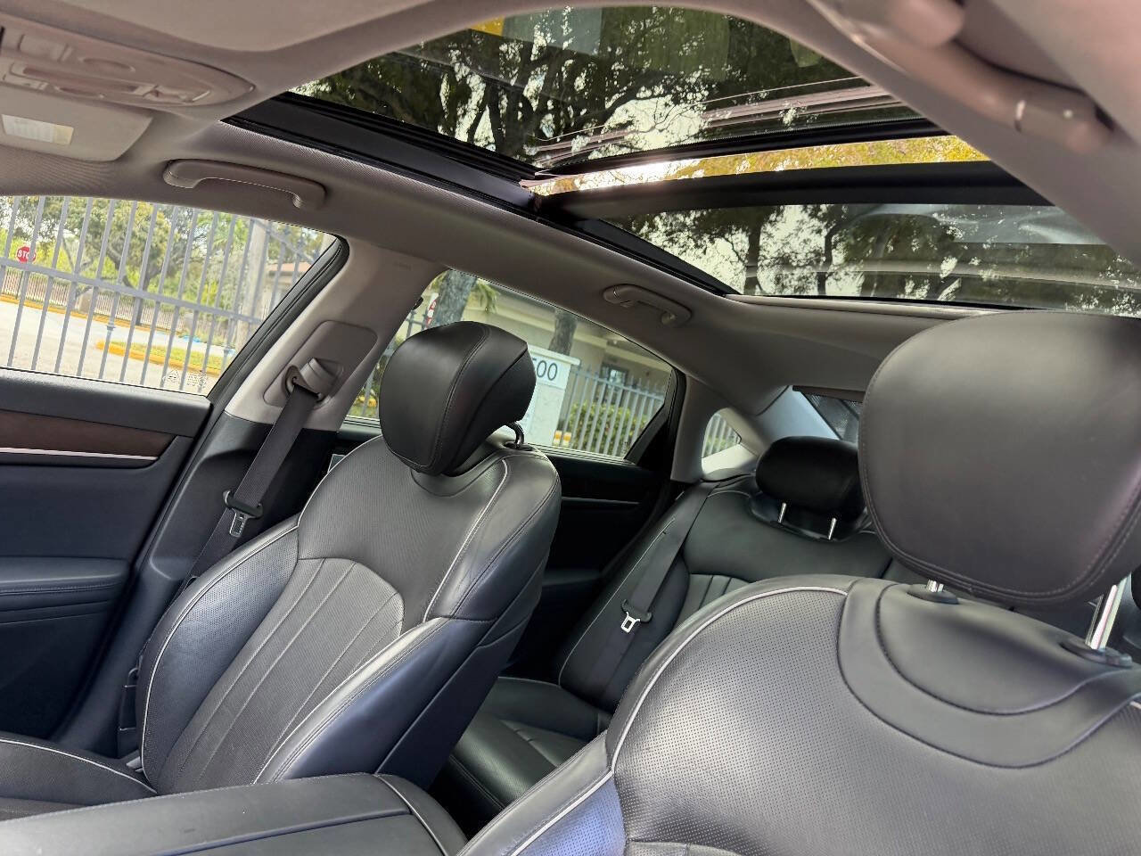 Used 2015 Hyundai Genesis 5.0 image 20