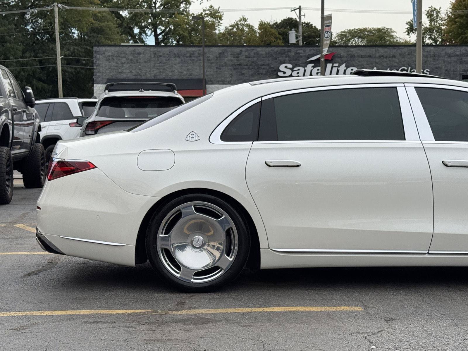 Used 2023 Mercedes-Benz Maybach S 680 4MATIC image 23