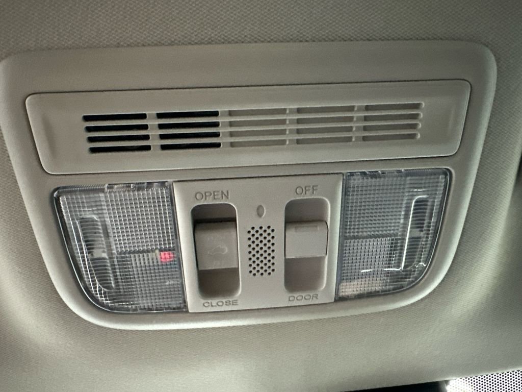 Used 2021 Honda HR-V EX-L image 31