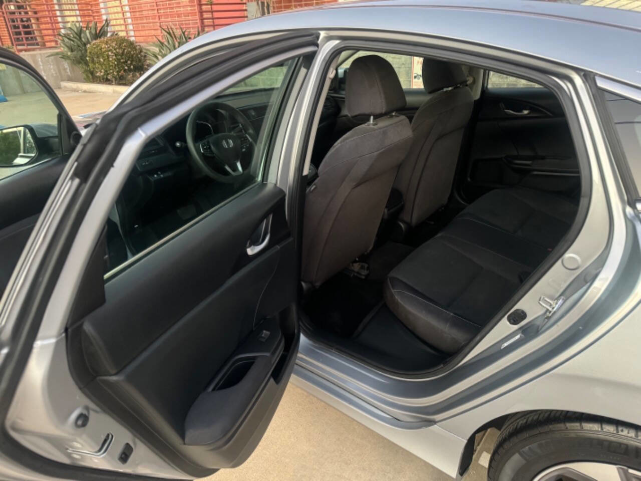 Used 2019 Honda Insight EX image 8
