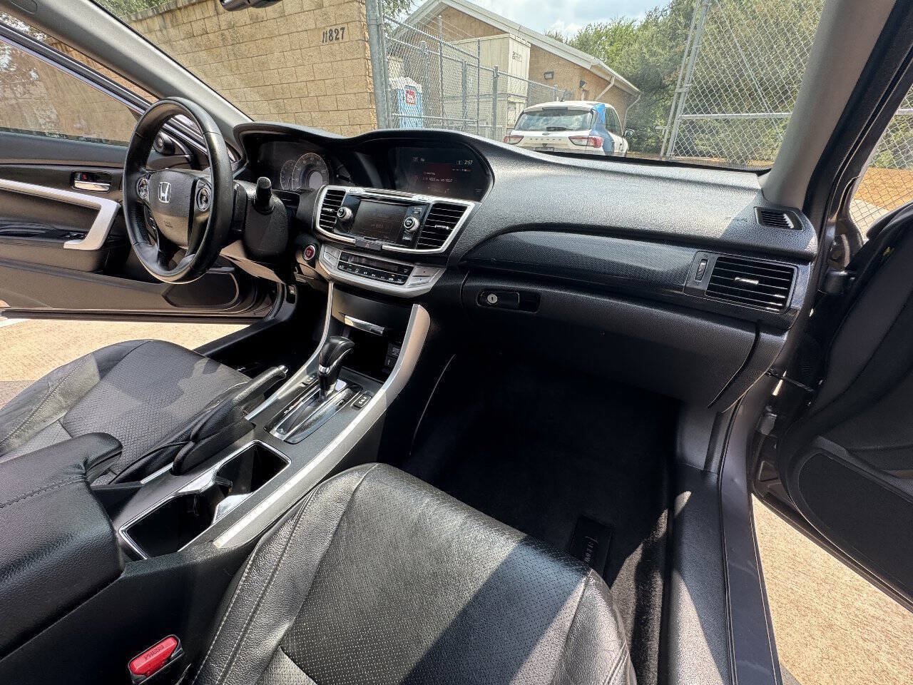 Used 2015 Honda Accord EX-L image 24