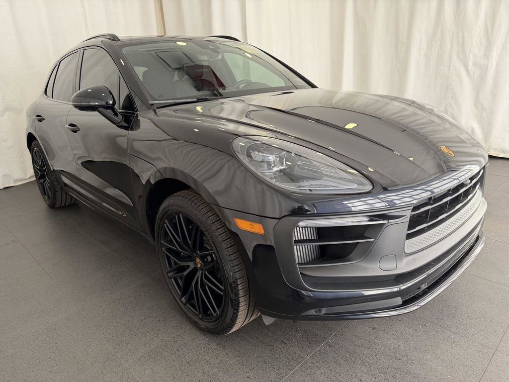 Certified 2022 Porsche Macan GTS image 7