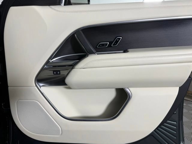 Used 2024 Land Rover Range Rover SE AWD/4WD image 31