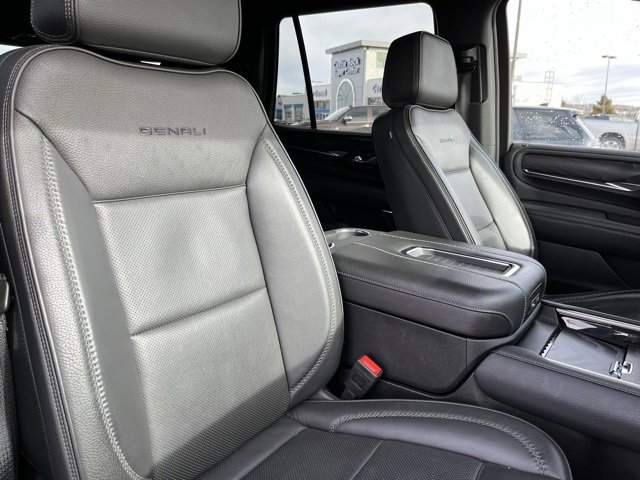 Used 2024 GMC Yukon Denali image 23