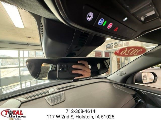 New 2026 Chevrolet Traverse High Country w/ LPO, Floor Liner Package AWD/4WD image 27