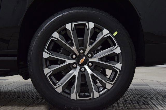 New 2026 Chevrolet Suburban High Country AWD/4WD image 27