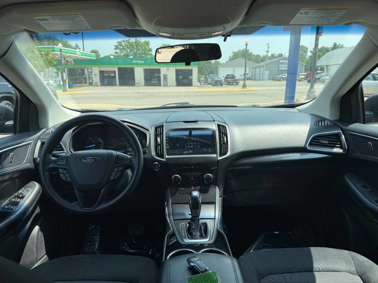 Used 2016 Ford Edge SE image 26