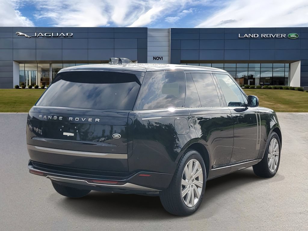 Used 2023 Land Rover Range Rover SE AWD/4WD image 3