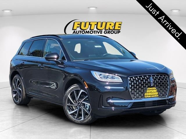 New 2025 Lincoln Corsair Grand Touring w/ Equipment Group 302A