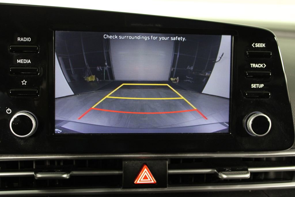 Certified 2022 Hyundai Elantra SEL w/ Convenience Package FWD image 30