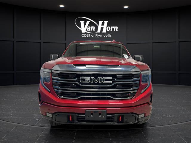 Used 2022 GMC Sierra 1500 AT4 w/ AT4 Premium Package AWD/4WD image 2