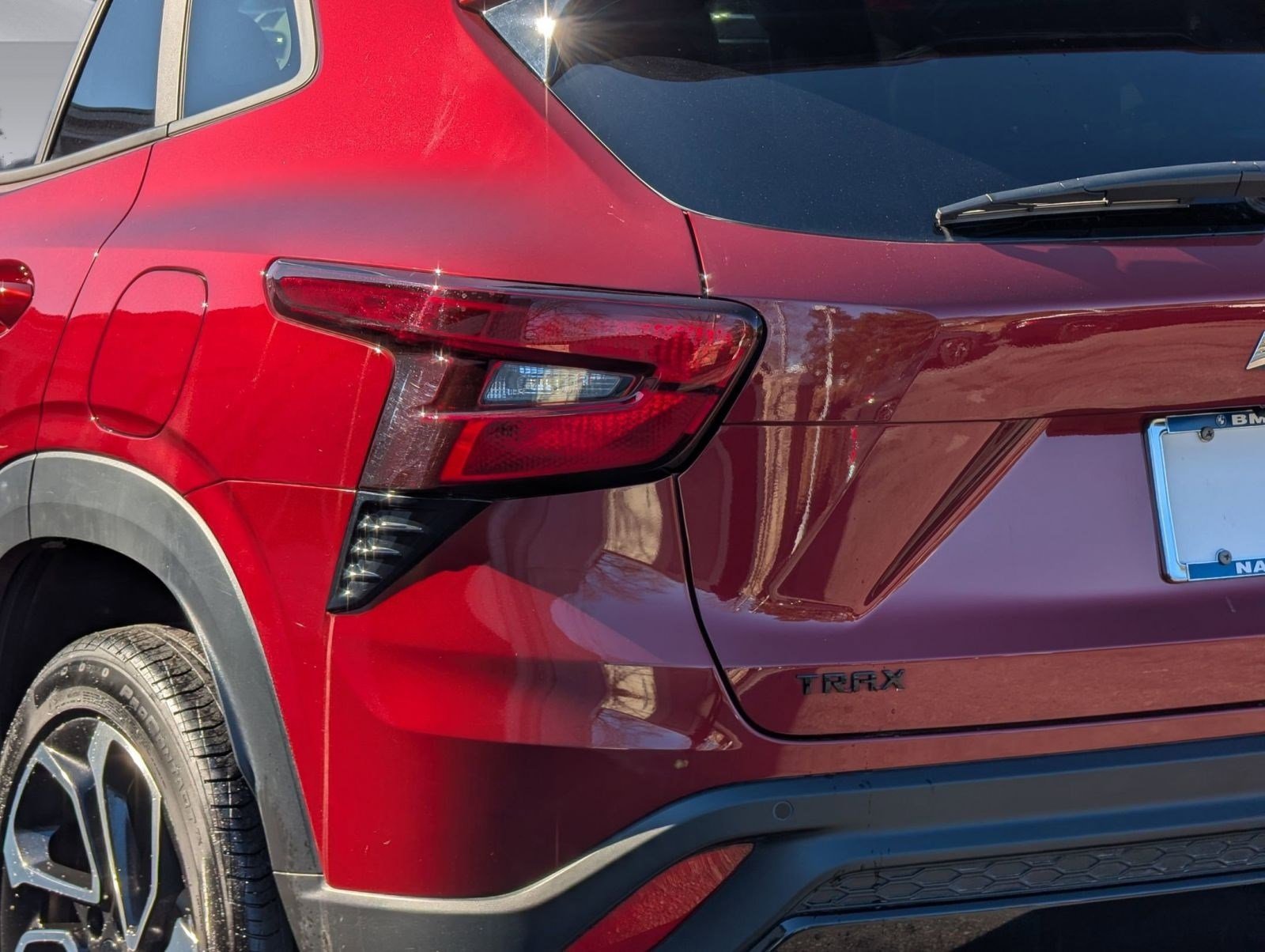 Used 2024 Chevrolet Trax RS w/ Sunroof Package image 13