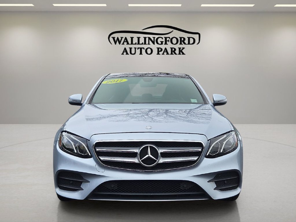 Used 2017 Mercedes-Benz E 300 4MATIC image 2