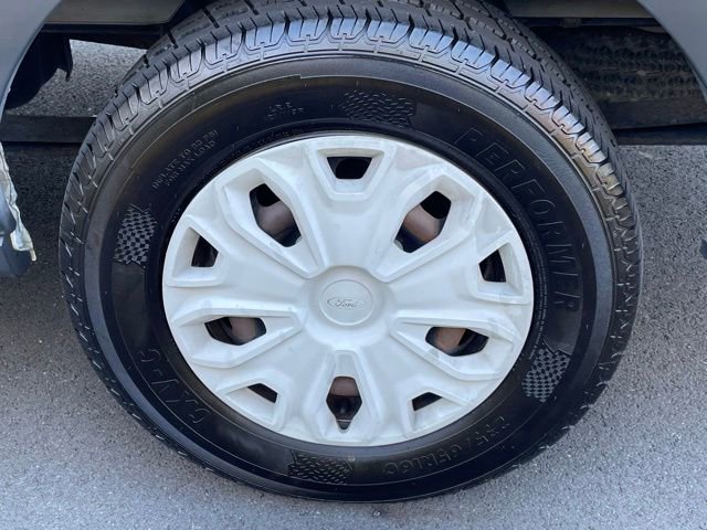 Used 2015 Ford Transit 150 XLT image 6