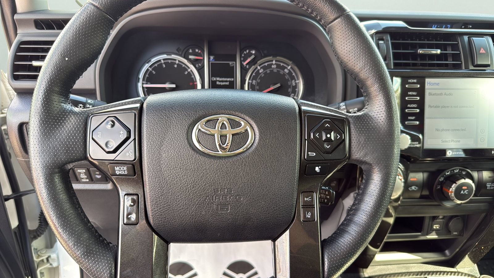 Used 2023 Toyota 4Runner TRD Off-Road Premium w/ Off Road Premium Plus Package AWD/4WD image 14