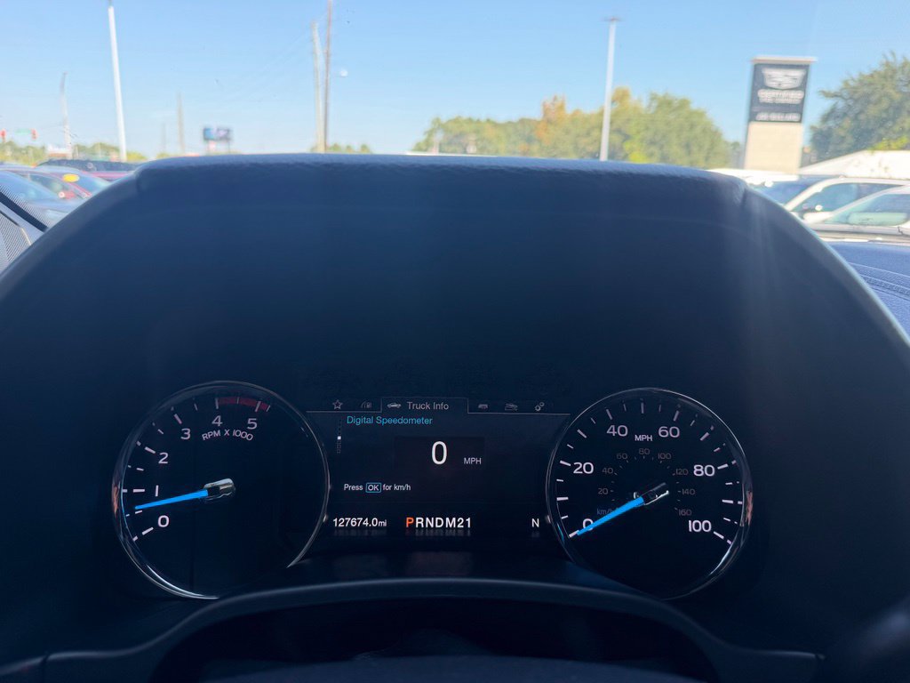 Used 2017 Ford F250 Platinum w/ Platinum Ultimate Package AWD/4WD image 14