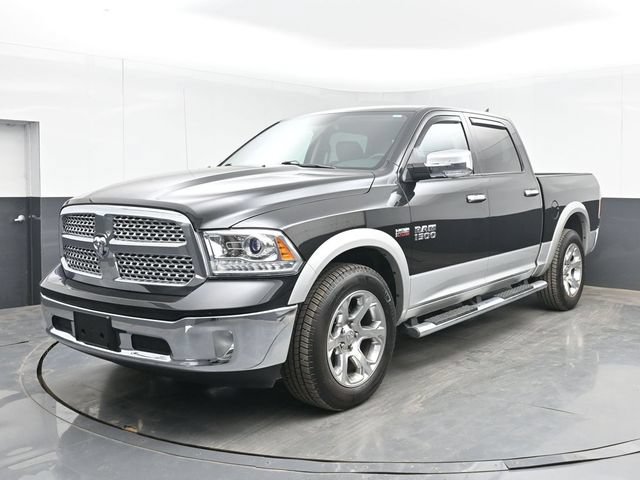 Used 2016 RAM 1500 Laramie w/ Convenience Group AWD/4WD image 5