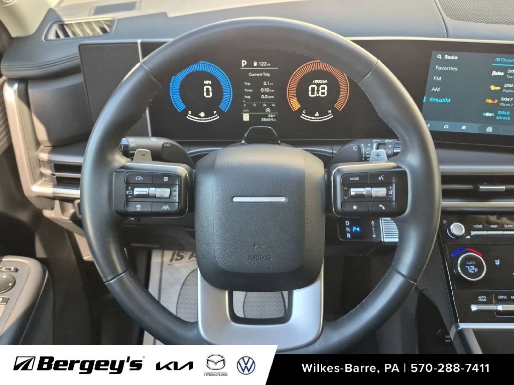 Used 2025 Hyundai Santa Fe XRT AWD/4WD image 23