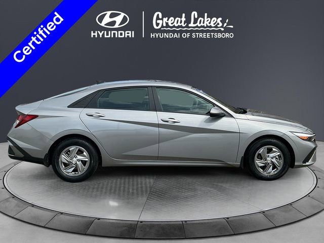 Certified 2025 Hyundai Elantra SE FWD image 7