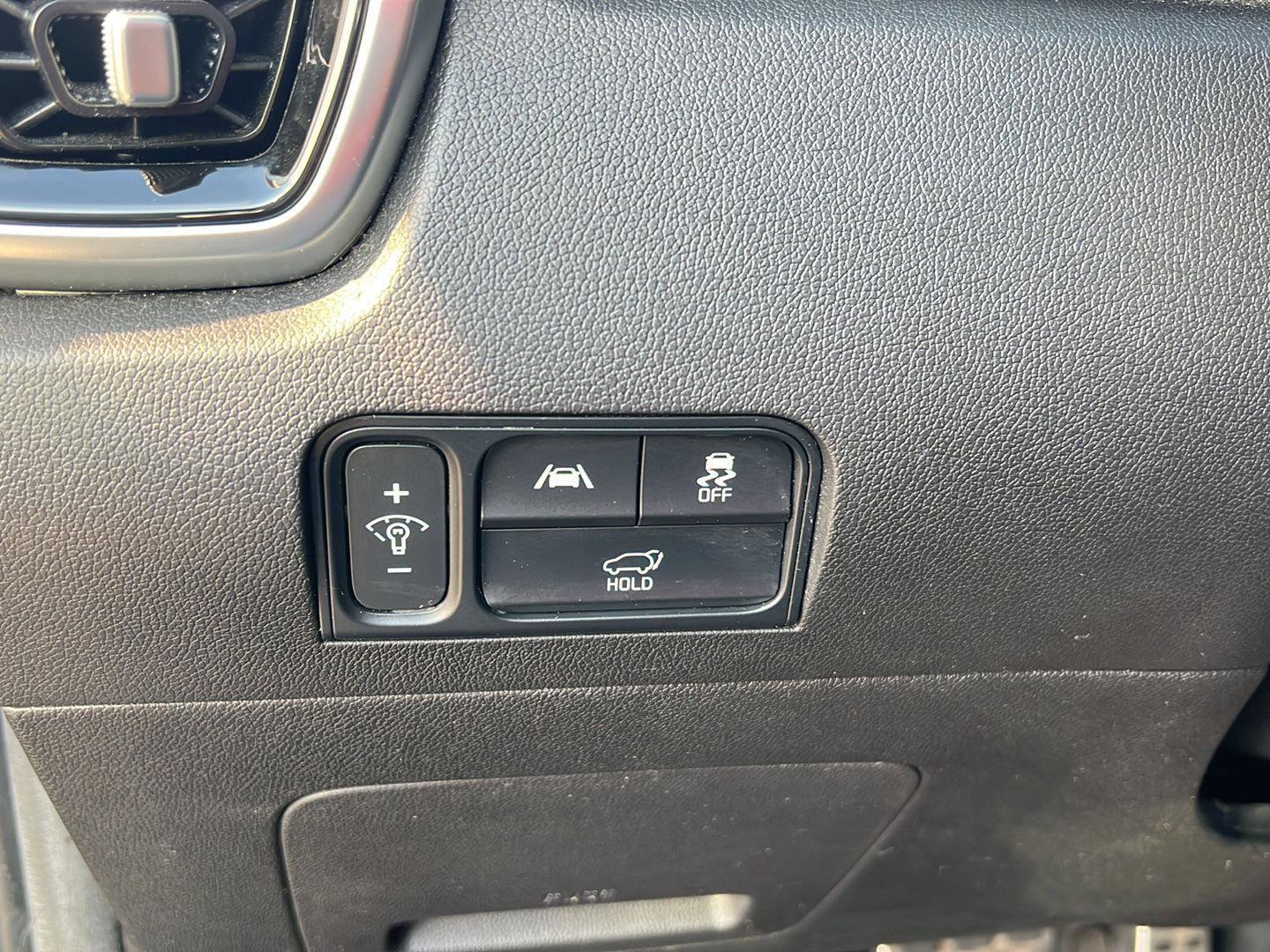 Used 2021 Kia Sorento SX image 19