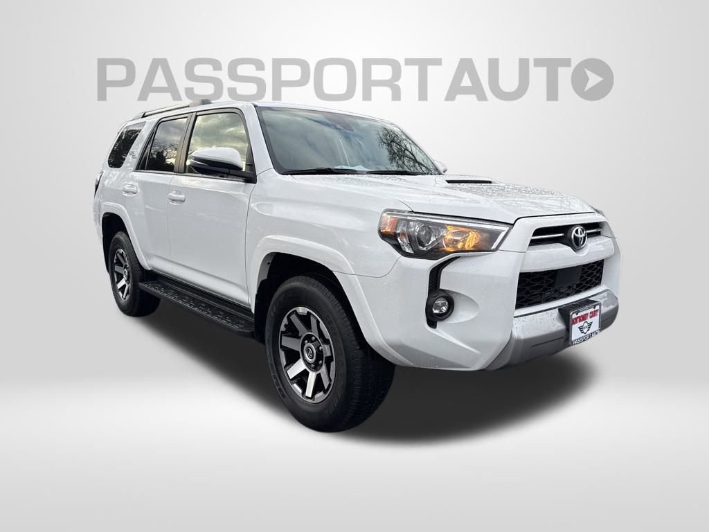 Used 2024 Toyota 4Runner TRD Off-Road Premium image 11